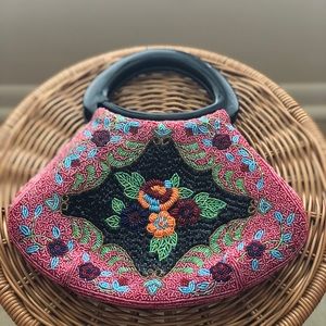 Beaded floral hand bag